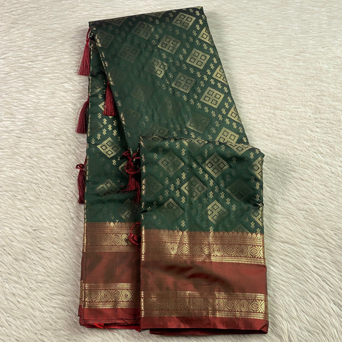 Hansika Semi Silk Brocade Saree in Green Wedding Collection