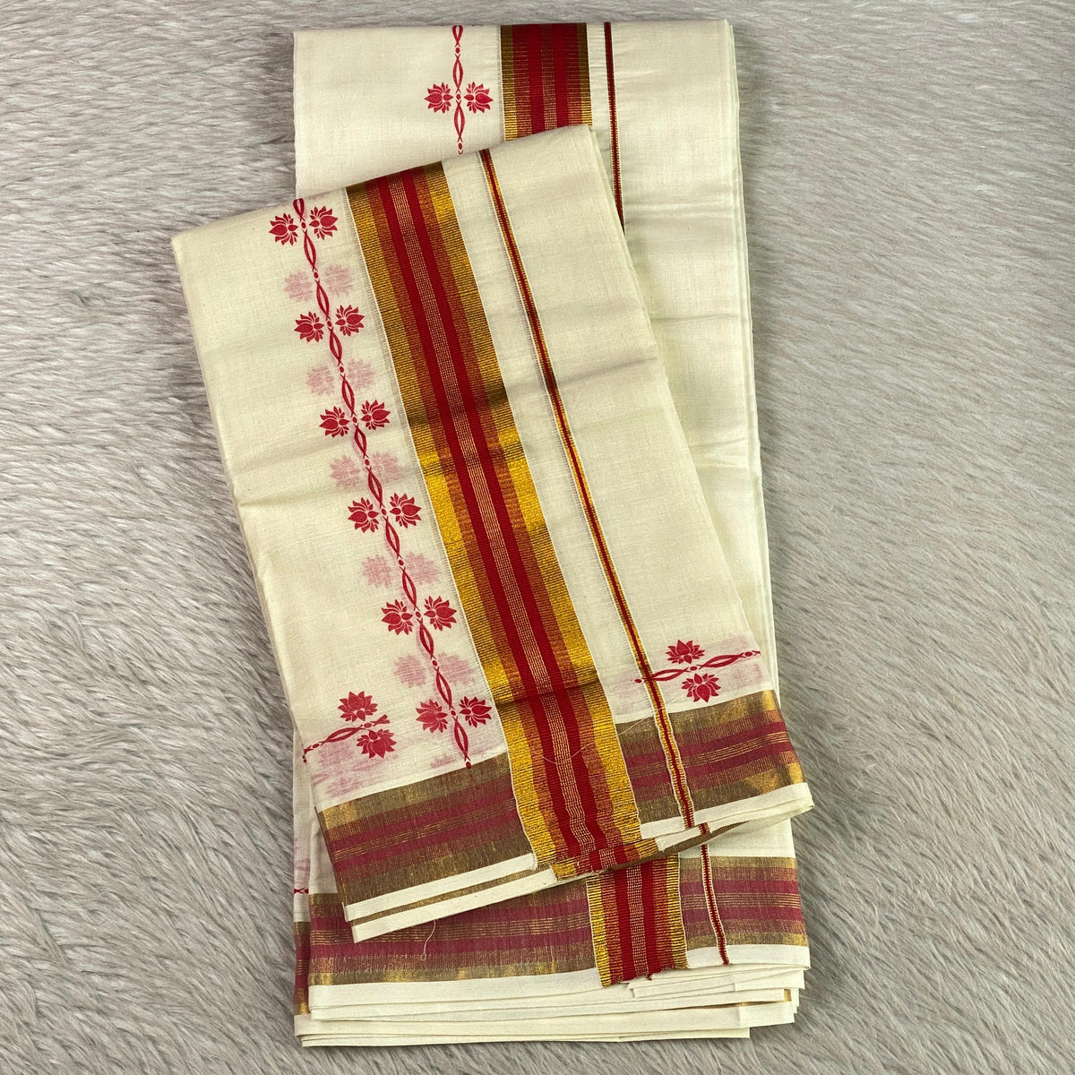 Kerala Set Mund with Red Border