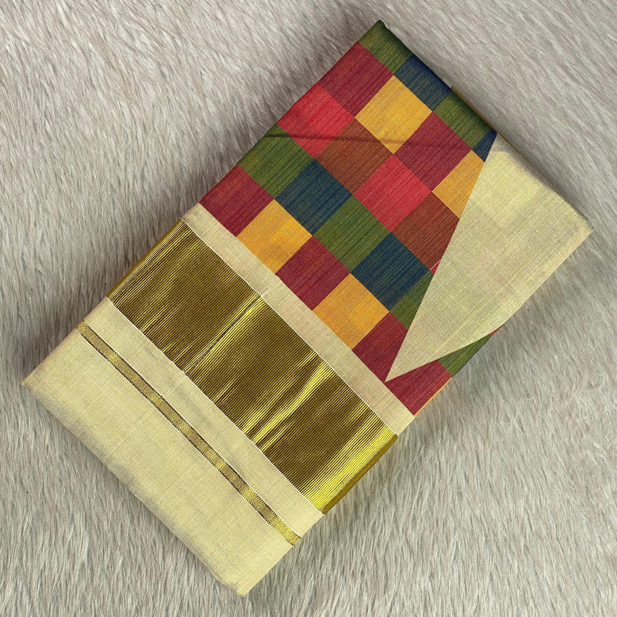🌈 Triangle Madras Check Kerala Kasavu Saree with Triangle Pattern 🌈