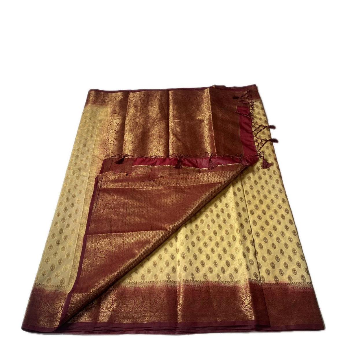 Georgette Banrasi Saree with Elegant golden woven motifs