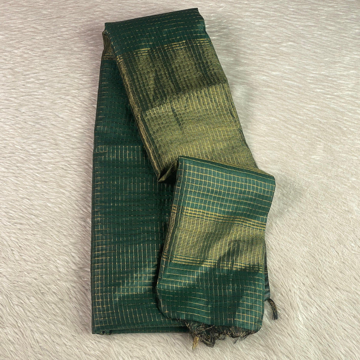 Kumari Matka Silk Checks Saree in Green