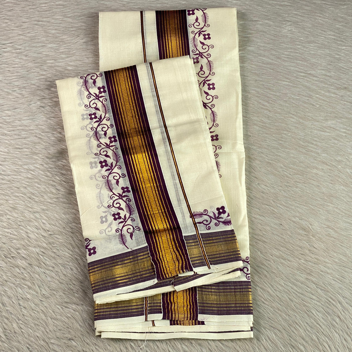 Cotton Kasavu Mundu with Violet & Golden Zari Floral Border. 🌿