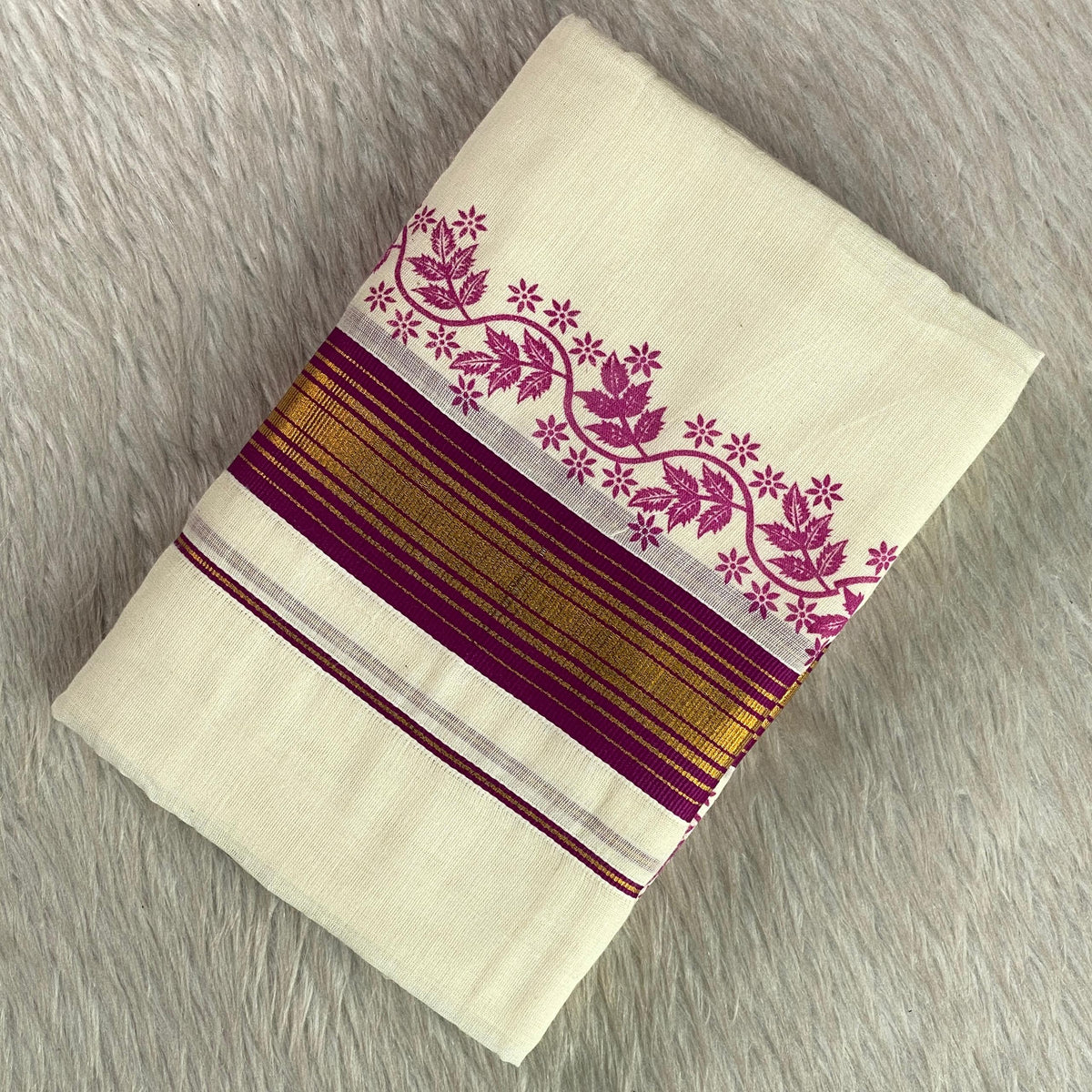 Chandra Cotton Kasavu Mundu with Pink & Golden Zari Floral Border. 🌿