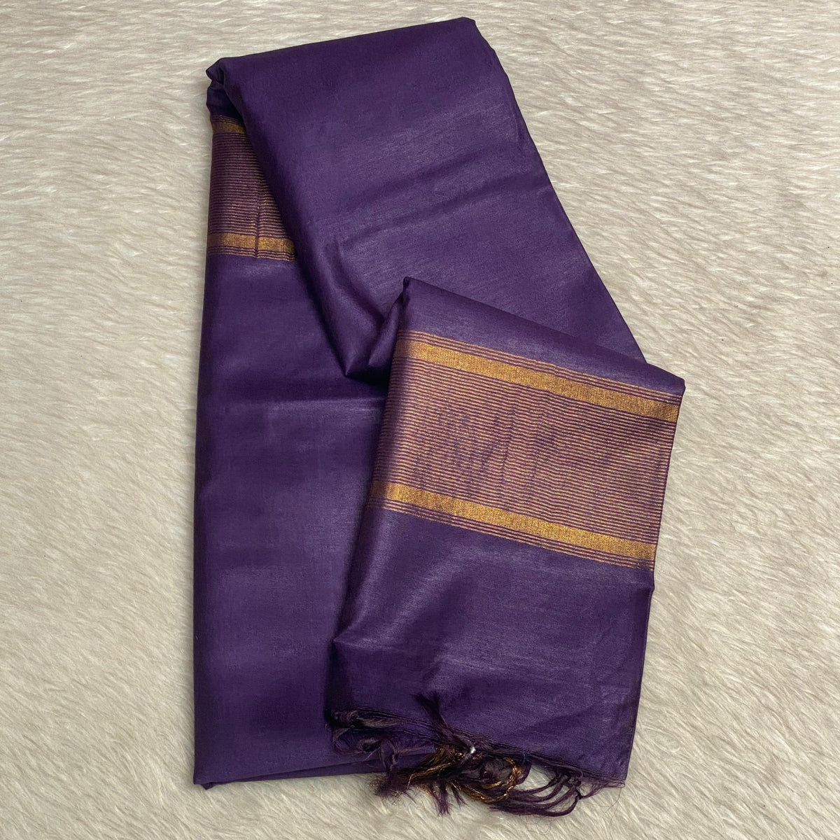 Anuradha Viscose Matka Saree in