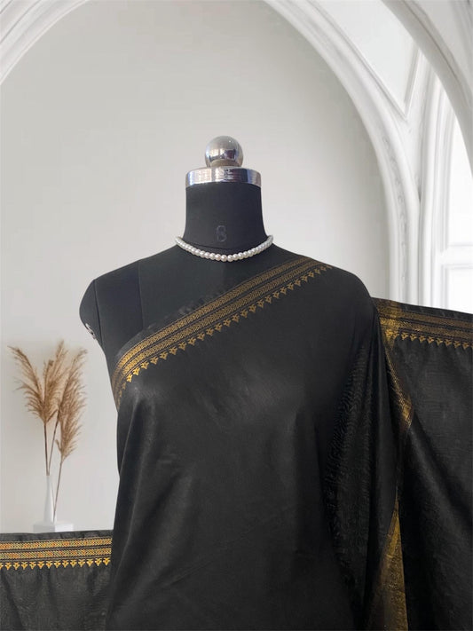 Anuradha Viscose Matka Saree in Black