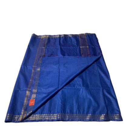 Anuradha Viscose Matka Saree in Blue