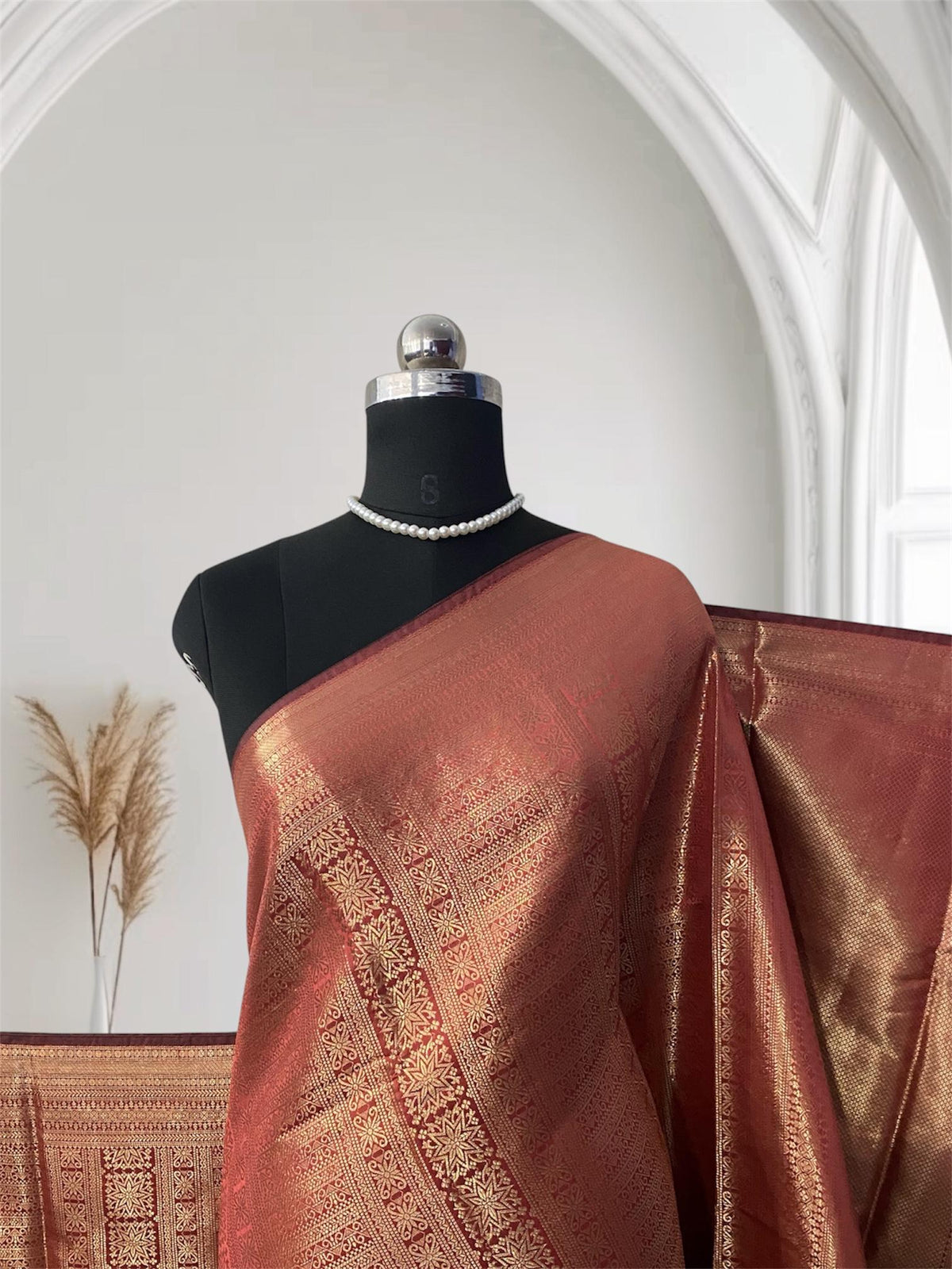 Bridal Red Kanjivaram Silk Saree with Antique Gold Zari Motif (Wedding Collections)
