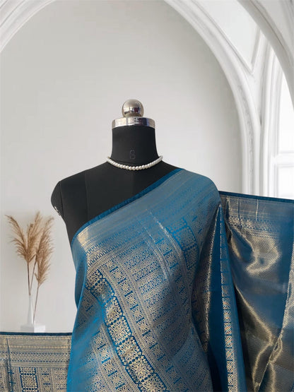 Bridal Blue Kanjivaram Silk Saree with Antique Gold Zari Motif (Wedding Collections)