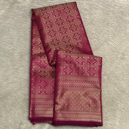 Bridal Pink Kanjivaram Silk Saree with Antique Gold Zari Motif (Wedding Collections)