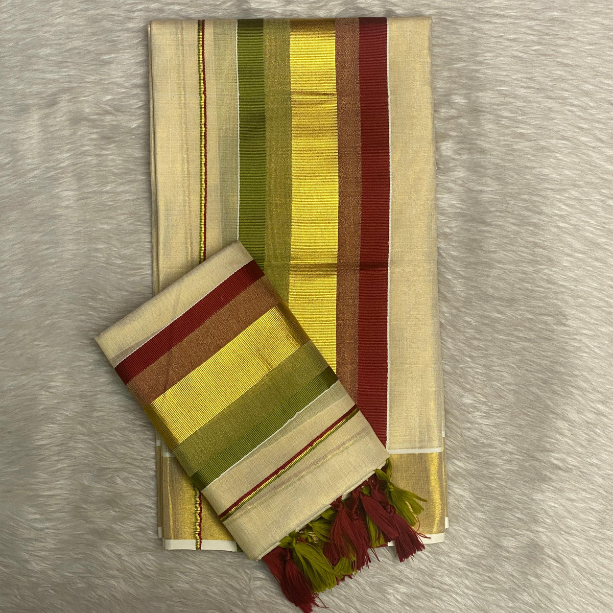 Vasudha Traditional Tissue Kerala Set Saree