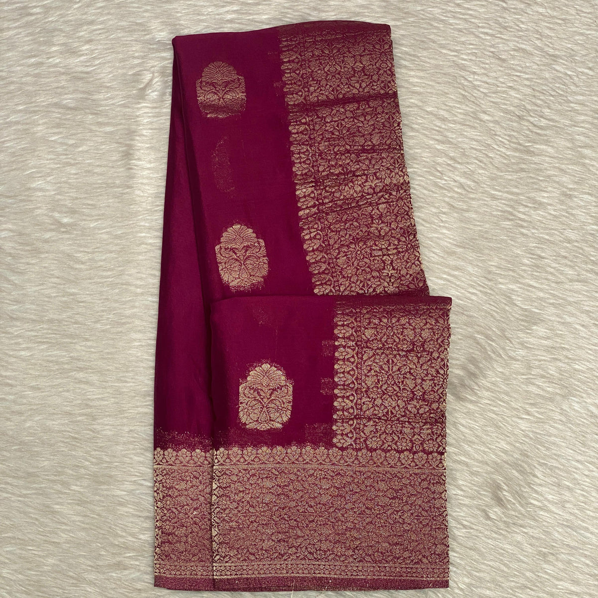 Smrithy Viscose Georgette Saree with Floral design Purple