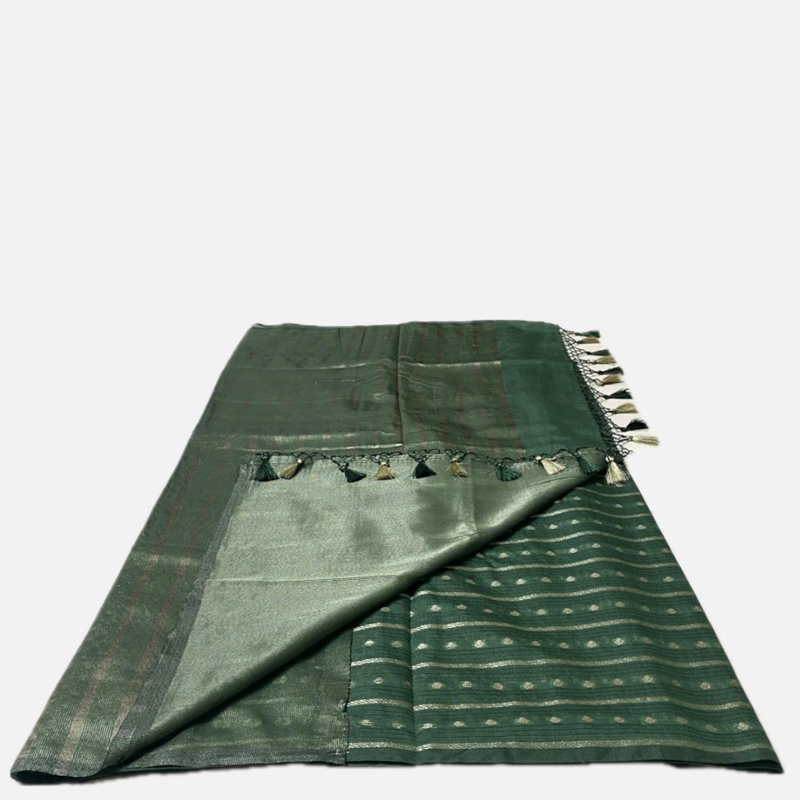 ✨Kannaki Banarasi Silk Golden Butti Saree Green✨