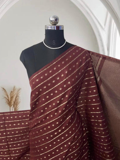 ✨Kannaki Banarasi Silk Golden Butti Saree Maroon✨