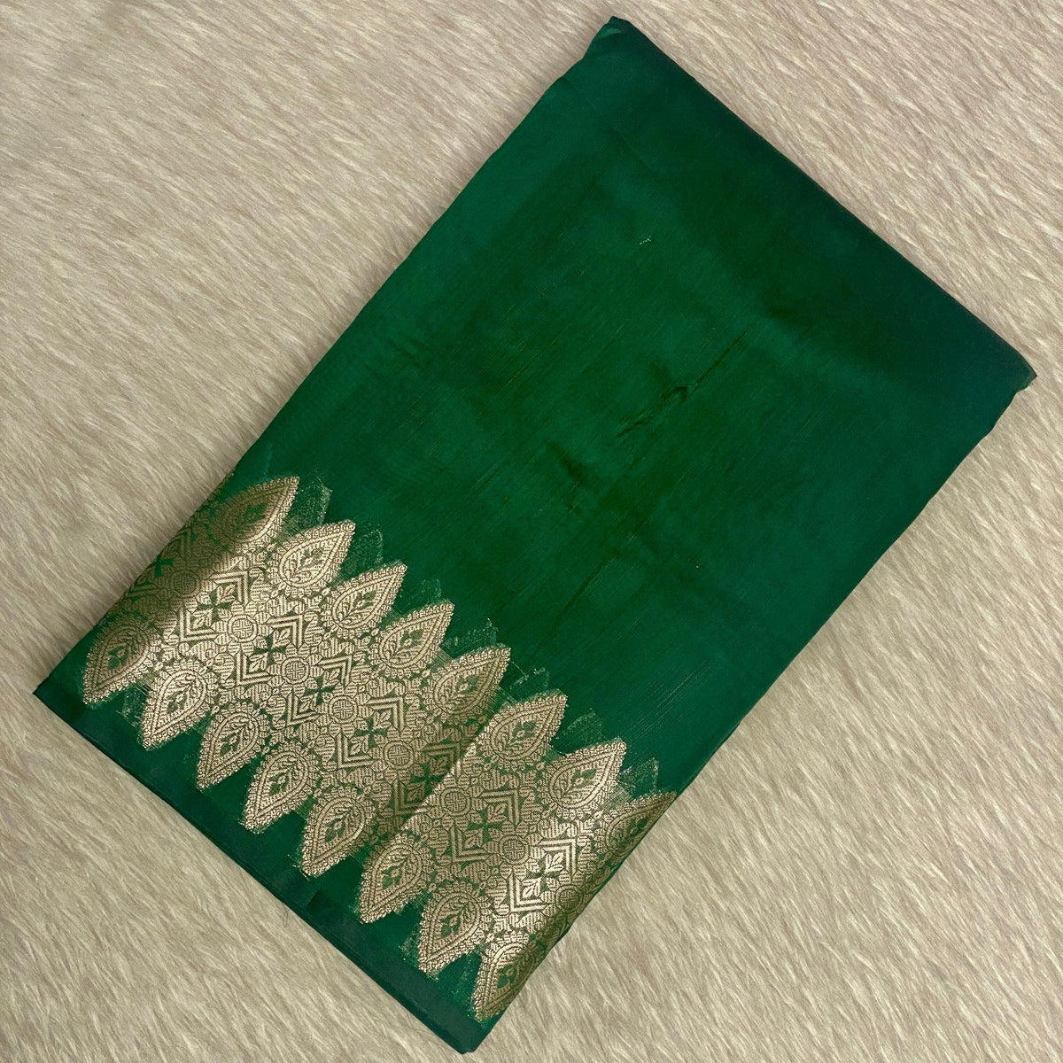 Royal Green Lightweight Silk Saree with Traditional Gold Weaving