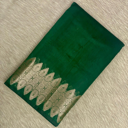 Royal Green Lightweight Silk Saree with Traditional Gold Weaving