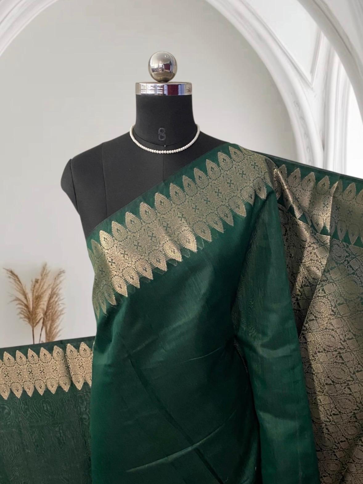 Royal Green Lightweight Silk Saree with Traditional Gold Weaving