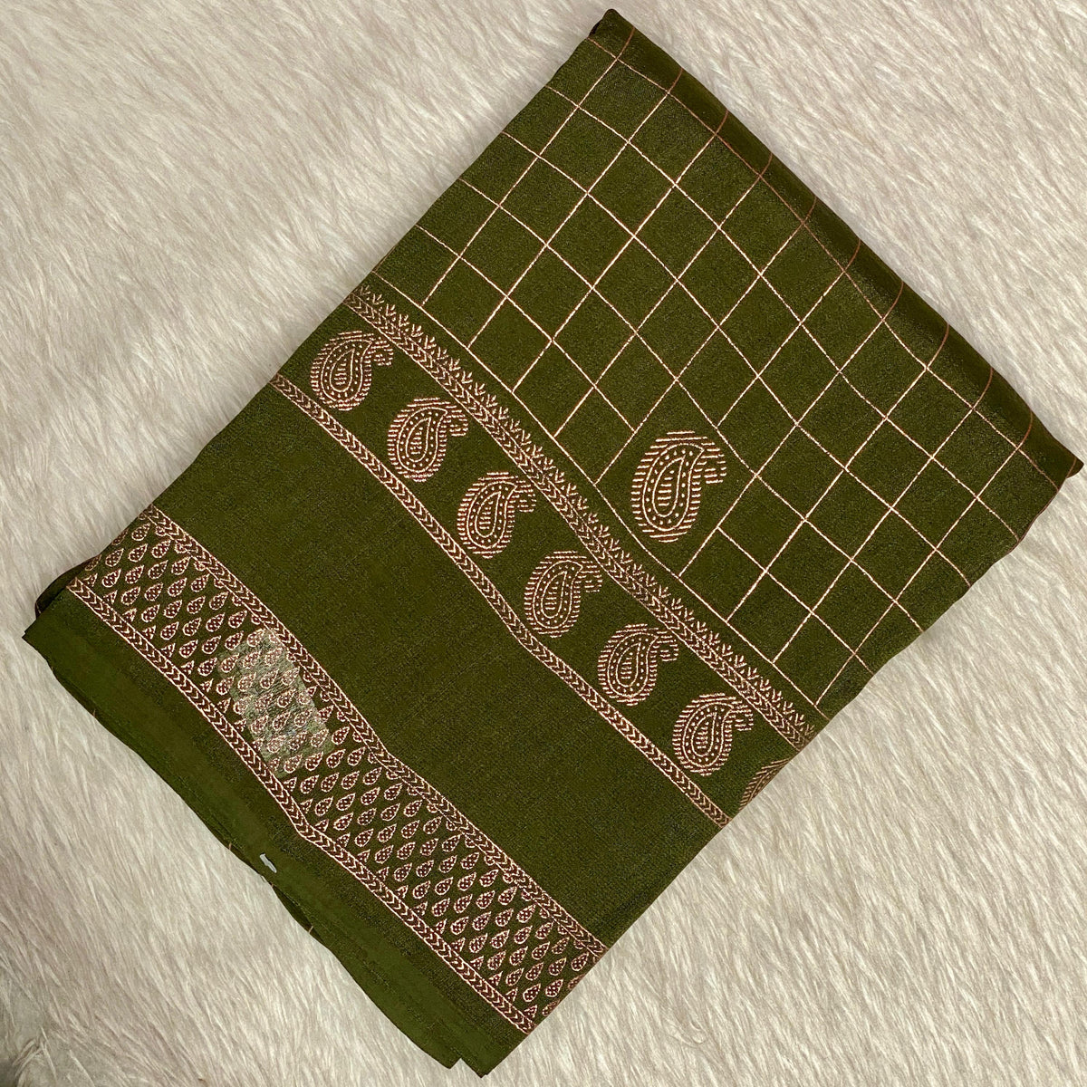 Veda Kashmiri Silk Big Checks Saree with Double Line Border Green
