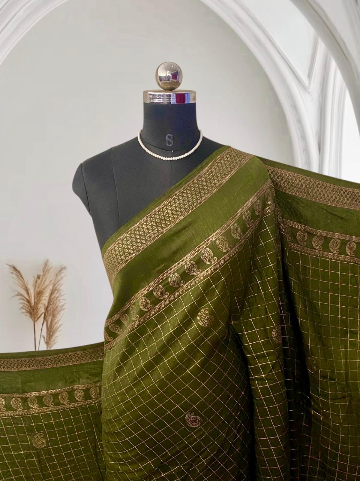 Veda Kashmiri Silk Big Checks Saree with Double Line Border Green