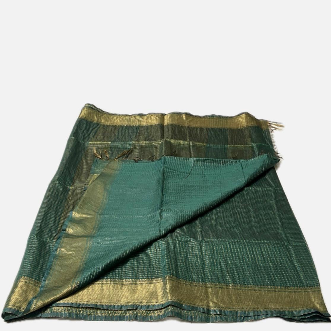 Vyshali Linen Jute Saree in Green Checks