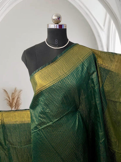 Vyshali Linen Jute Saree in Green Checks