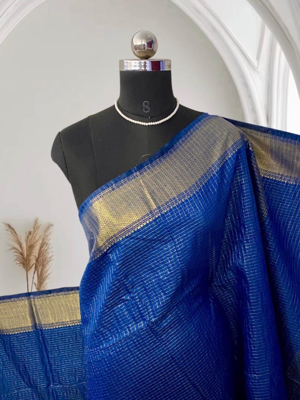 Vyshali Linen Jute Saree in Blue Checks