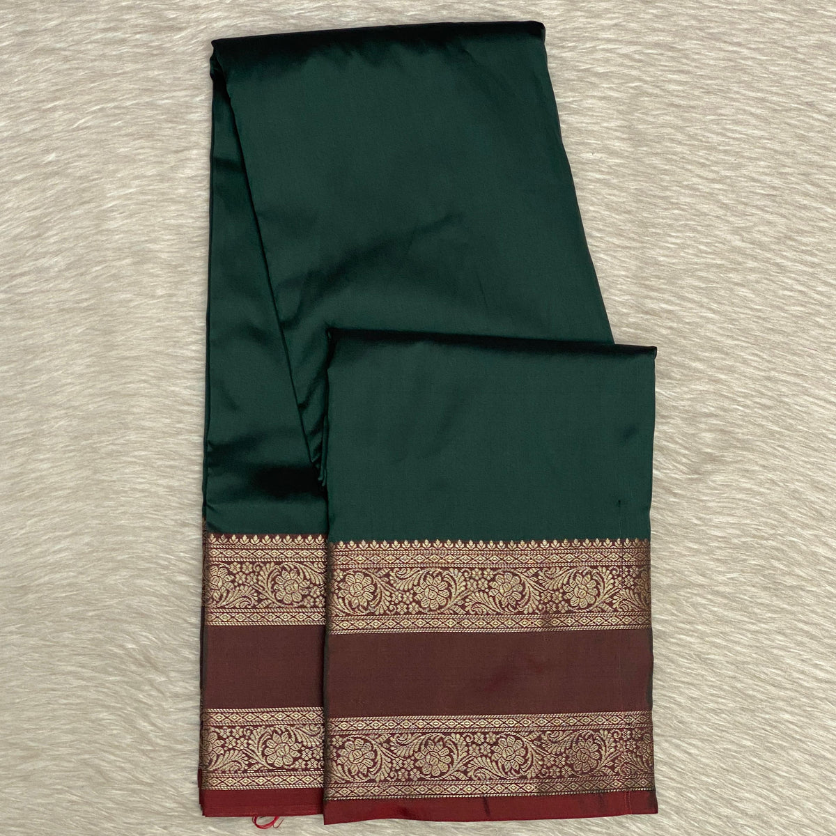 Ishani Green Semi Silk saree with Double Zari Border
