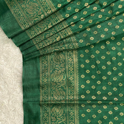 Leela Kashmiri Silk with Floral Design Dress Code