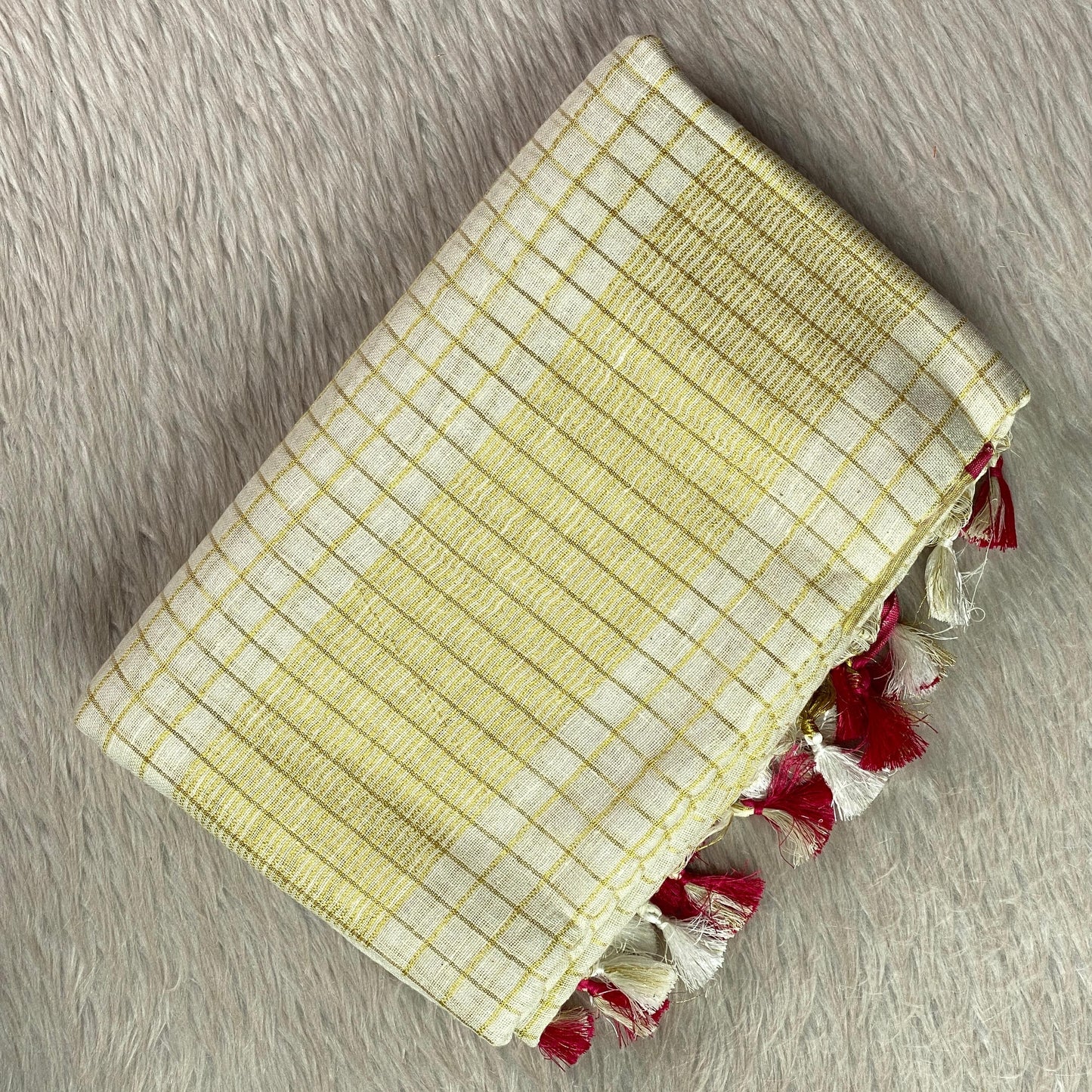 Kannaki Semi Linen Jute Saree with Pink Zari Border