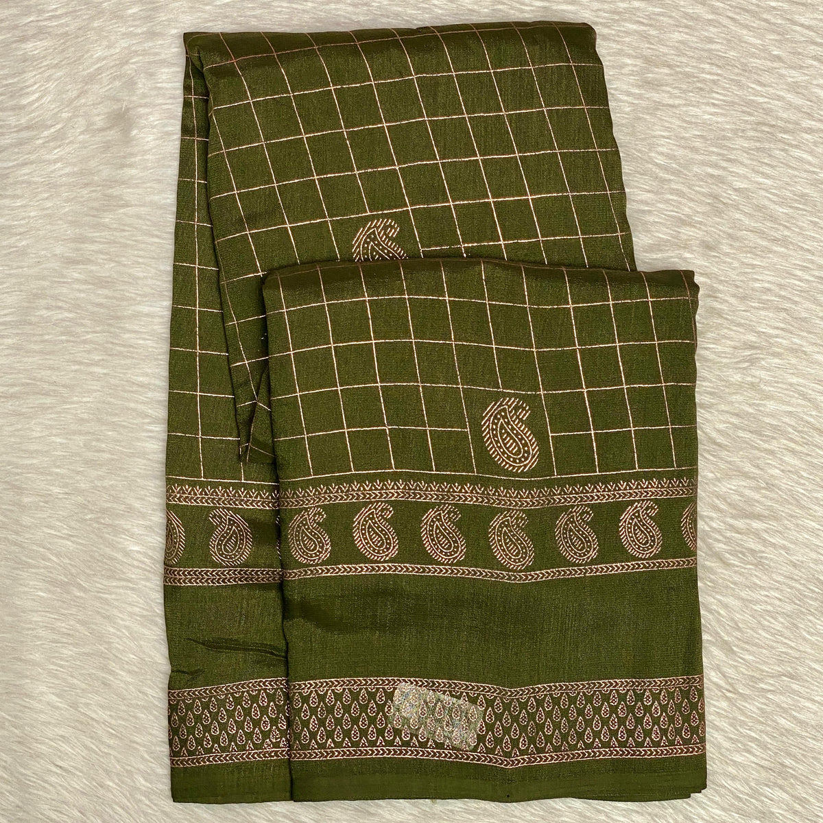 Veda Kashmiri Silk Big Checks Saree with Double Line Border Green