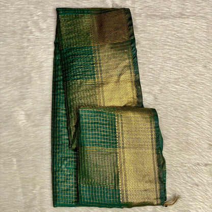 Vyshali Linen Jute Saree in Green Checks