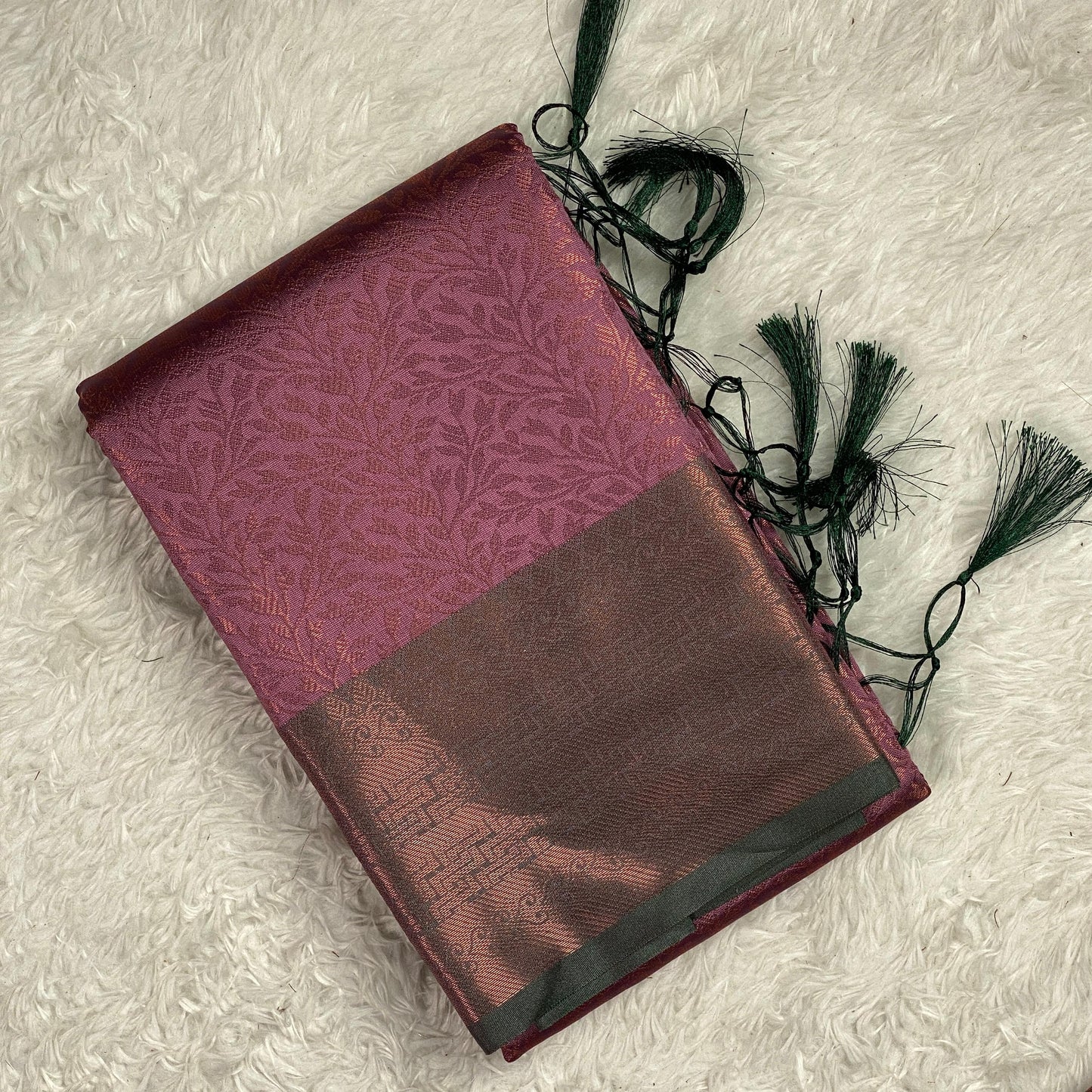 Semi Silk Saheli Collections with leaf pattern